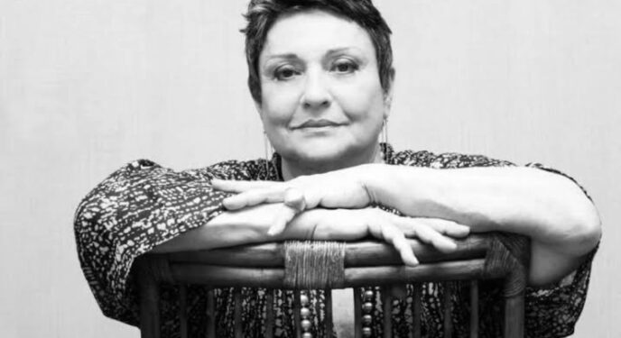 Morre a locutora Íris Lettieri