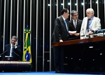 Lula sanciona lei que endurece regras para concessão do BPC