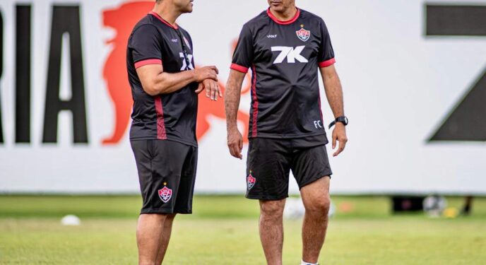 Carille demitido do Vitória