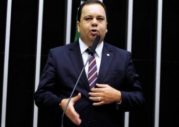 PF aponta indícios contra deputado federal baiano em investigação