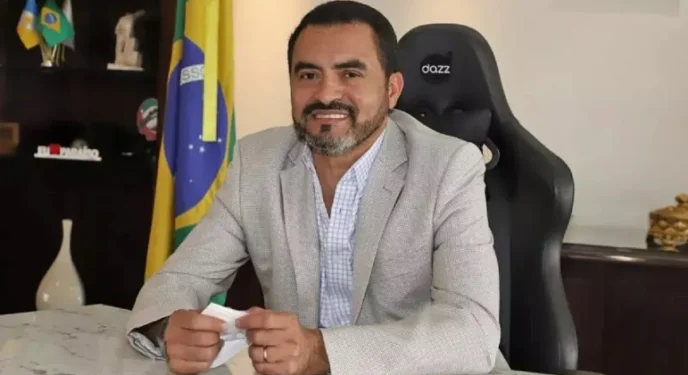 Governador é afastado por suspeita de desvio de recursos públicos