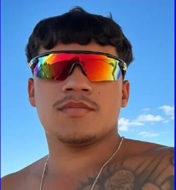 Jovem que ostentava armas em redes sociais morre em confronto com a PM