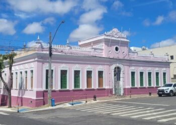 Vereadores de cidade baiana querem ticket de alimentação acima do salário mínimo