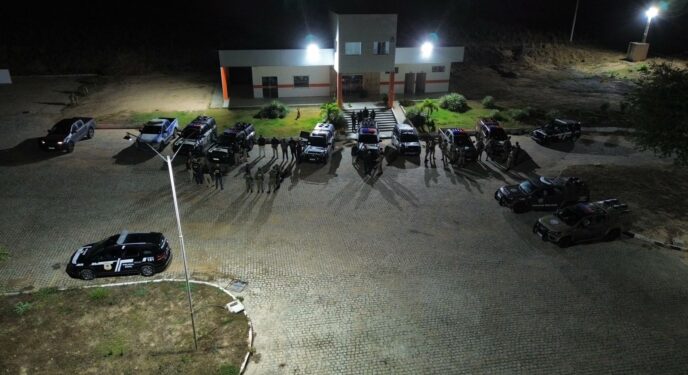 Presos envolvidos em homicídio de adolescente e tráfico de drogas no interior baiano
