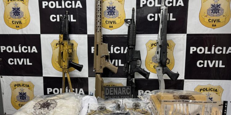 Operação combate tráfico e apreende armamento pesado na Bahia