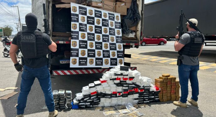 Polícia Civil baiana apreende 250 quilos de drogas; 2 suspeitos presos