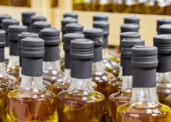 Ministério emite alerta para azeites fraudados; saiba quais marcas