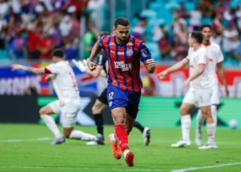 Brasileiro: De virada, Bahia vence o Bragantino