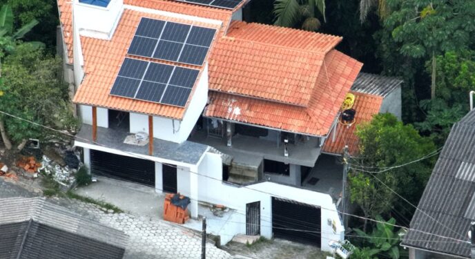 Preso líder de facção em Feira de Santana em casa de luxo em outro Estado