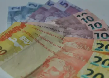 Salário mínimo vai ter menor valor do que o Governo anunciou