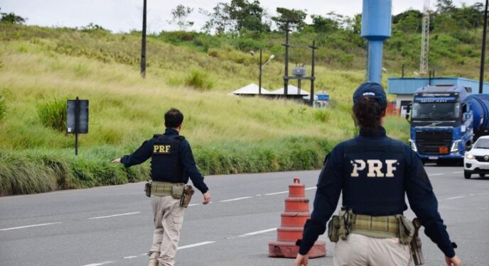PRF inicia Operação Rodovida 2025 na Bahia e reforça segurança viária