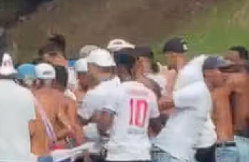 Homem é espancado por integrantes de torcida Bamor