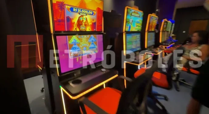 Resort ligado a Toffoli tem cassino com máquina de apostas