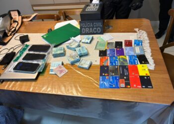 Operação apura corrupção em contratos públicos em 4 cidades baianas