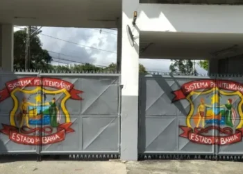 Líder do CV que fez família refém ao ser preso não volta de ‘saidinha’ na Bahia