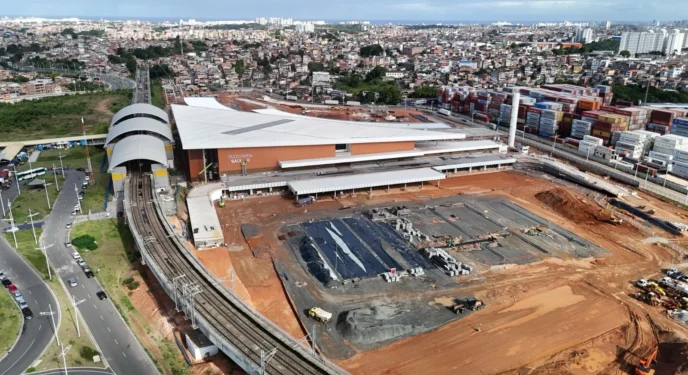 Salvador: Nova rodoviária deve ser entregue este mês depois de 3 anos de atraso