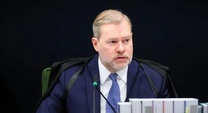 PF pede a Fachin afastamento de Toffoli do inquérito do Master