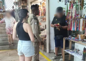 Comerciante cobra R$ 200 em 2 pimentas no Mercado Modelo; PM foi acionada