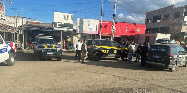 Operação combate roubo de cargas no interior baiano