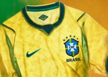 CBF recua e tira a bobagem do “Vai, Brasa!” do uniforme da Copa