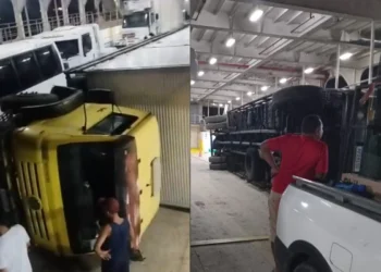 Salvador: Caminhão tomba dentro do ferry-boat