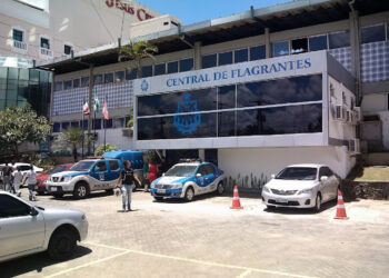 Turista é preso 2 vezes em menos de 24h na Bahia