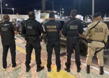 Forças policiais prendem 77 foragidos da Justiça na Bahia e mais 5 Estados
