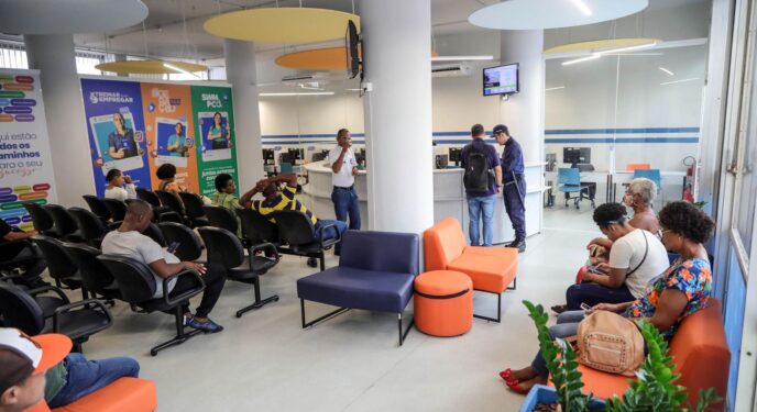 Salvador: SIMM e SIMM Mulher têm quase 230 vagas nesta quarta, 22