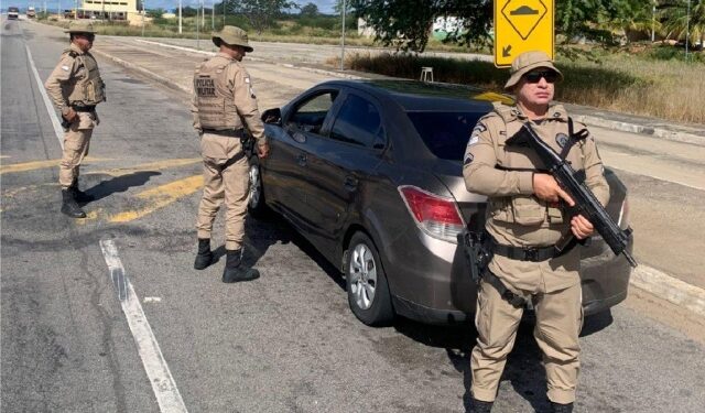 PM intensifica policiamento nas rodovias baianas até domingo