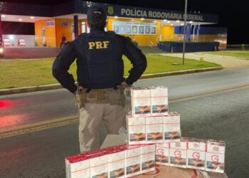 PRF apreende carga de cigarros contrabandeados na Bahia