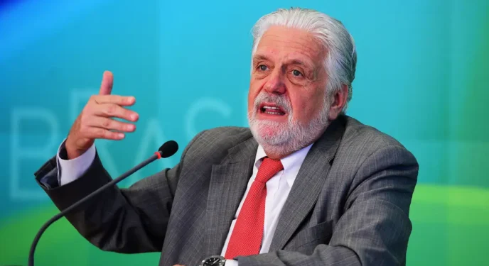 PF intima Jaques Wagner a depor sobre investigações do Banco Master