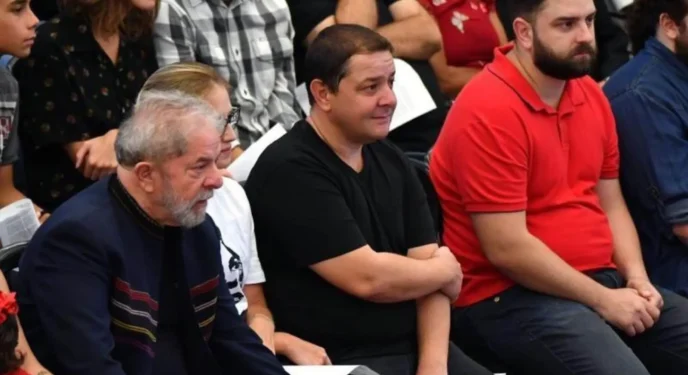 Advogado de Lulinha critica inquérito e diz que PF faz “pesca probatória”