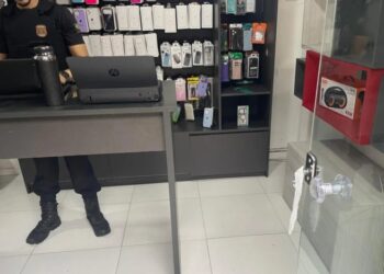 PF faz operação por suspeita de comércio ilegal de eletrônicos importados