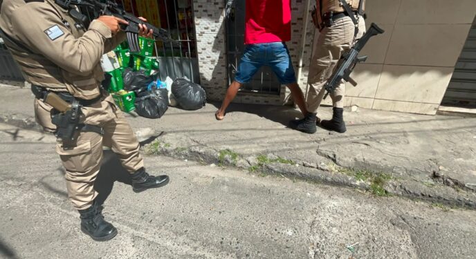 Traficante foragido é capturado por equipes da PM na Bahia