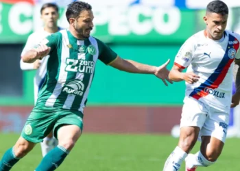 Brasileiro: Bahia fica na frente 3 vezes e cede empate a Chapecoense