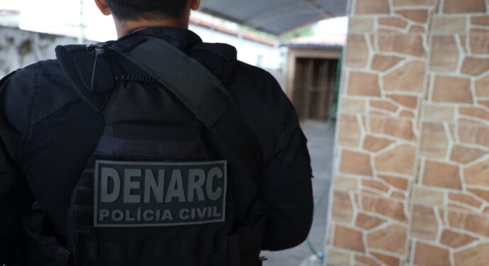 Casal é preso em operação de combate ao crime organizado no interior baiano