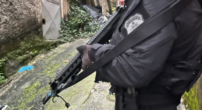 Operação prende 5 foragidos da Justiça em 2 cidades baianas