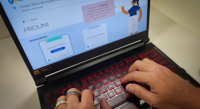 Prouni: Estudante deve comprovar até hoje informações de inscrição