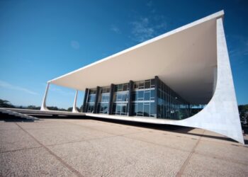 STF decide que municípios não podem usar área do imóvel para calcular alíquota do IPTU