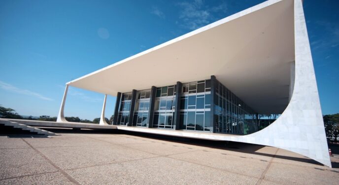 STF decide que municípios não podem usar área do imóvel para calcular alíquota do IPTU