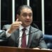 Fraudes no INSS: família do senador Weverton do PDT é alvo da PF