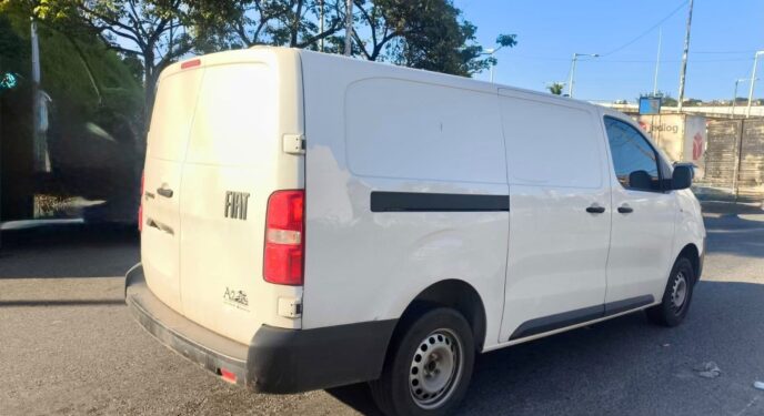 PM prende homem com veículo roubado e placa clonada na Bahia