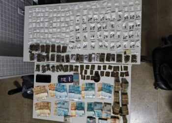 PM prende suspeito de tráfico e apreende mais de R$ 90 mil na Bahia
