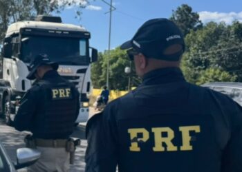 PRF prende 5 suspeitos de furtos a condomínios de luxo na Bahia